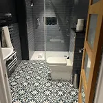Luxurious Contemporary Smart Centre * Bristol