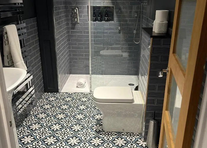 Luxurious Contemporary Smart Centre * Bristol